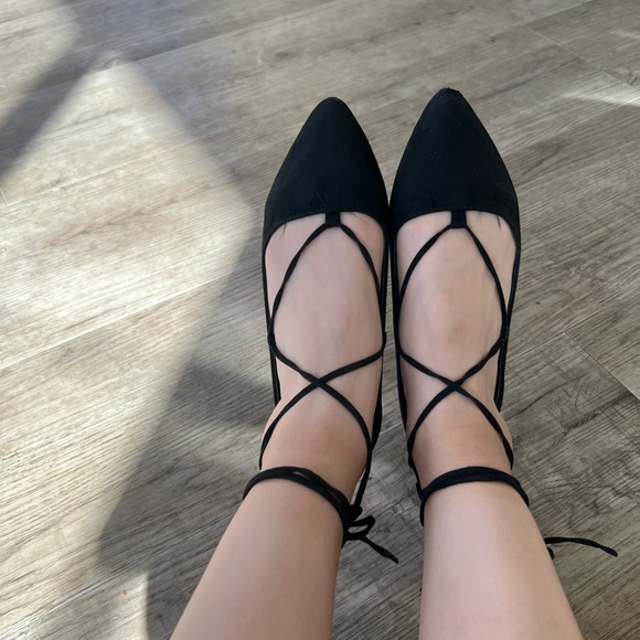 Pointy Toe Ankle Strap Lace Up Flats - Picture 8 of 8